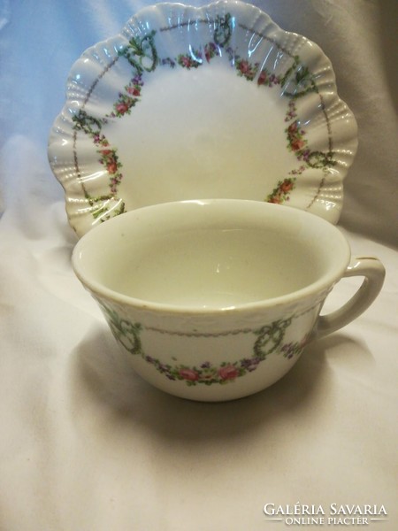 Porcelain tea cup + small plate