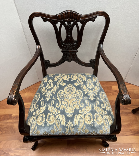 Antique armchair - size xxl