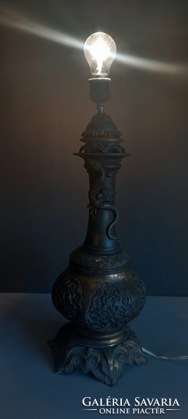 Antique Japanese table lamp with dragon lizard body. Negotiable!