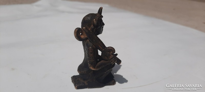 Afrikai törzsi  kis bronz szobor figura