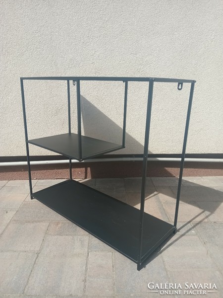 Fekete fém modern design fali polc. Alkudható.