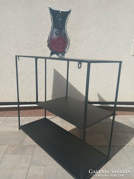 Fekete fém modern design fali polc. Alkudható.