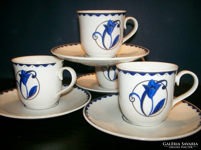 4 pcs coffee cups and saucers