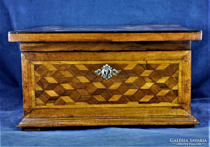 Dreamy, antique wooden box, approx. 1860!!!