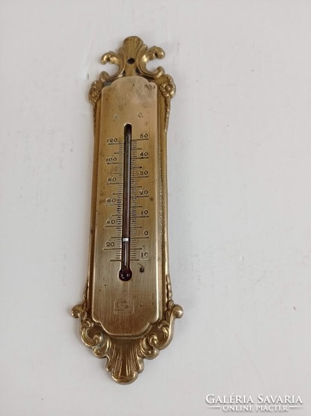 Copper wall thermometer