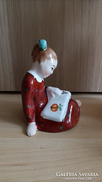 Bodrogkeresztúr ceramics reading girl