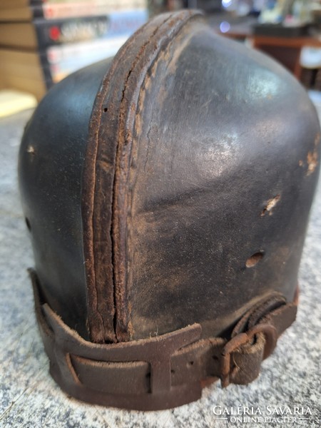 Miner's cap from the 1940s (cowhide)