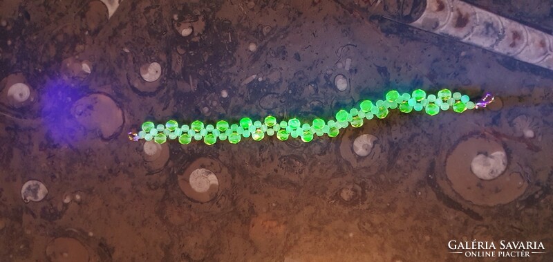 Genuine Czech Uranium Glass Bracelet Uranium Green #24081