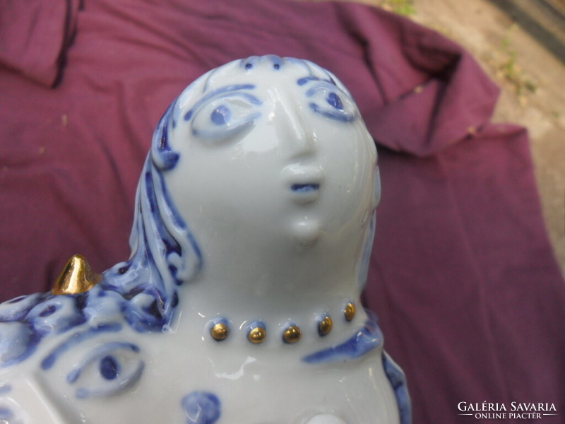 Török János Zsolnay kettős krumpli figurája