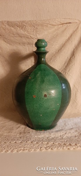 Mohács green jar