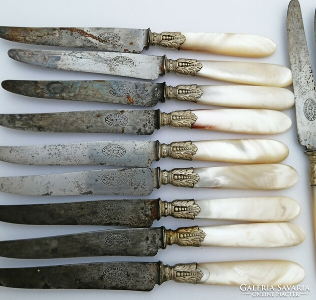 11 Old French knife, in box