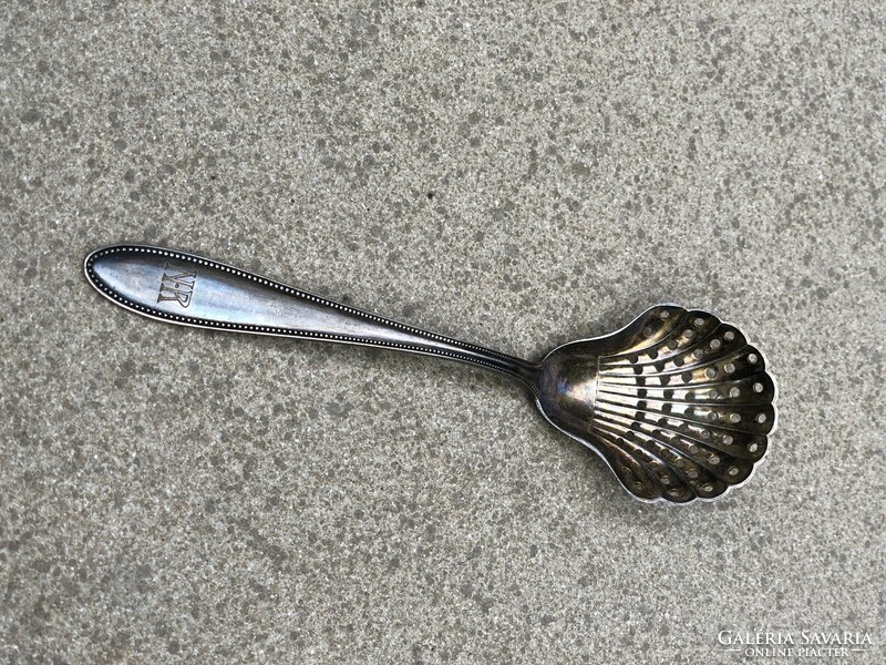 Silver tea filter spoon
