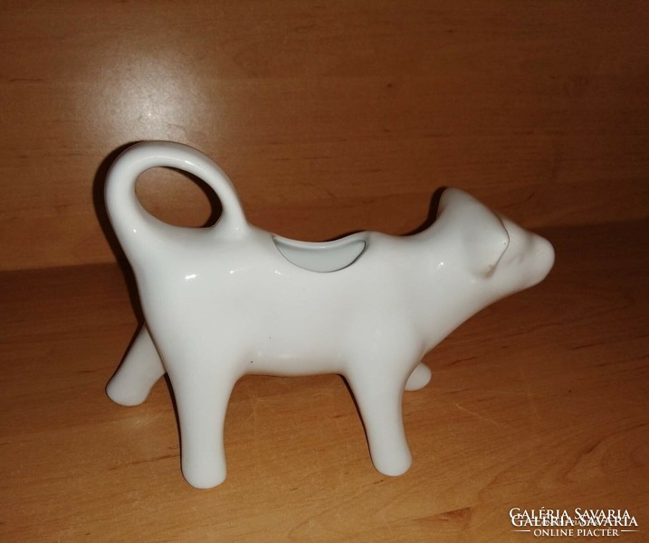 Boci-shaped porcelain milk cream pourer (31/d)