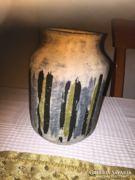 Gorka Lívia csíkos kerámia vázája, jelzett, hibátlan ,ceramic vase, art work of  Lívia Gorka (206)