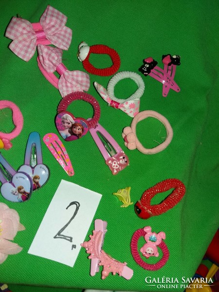 Retro girly toy package, toy buckles, hair ornaments, decorative hair bands, many pieces in one, as shown in the pictures 2.