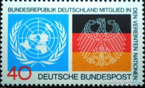 N781 / Germany 1973 admission to the UN anniversary stamp postal clerk