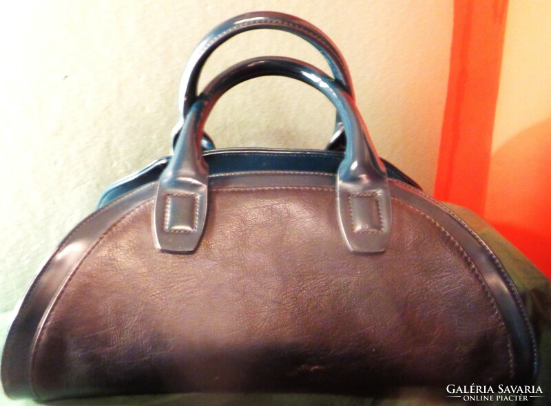 Women's handbag / blue color, leather / - for sale in mint condition!