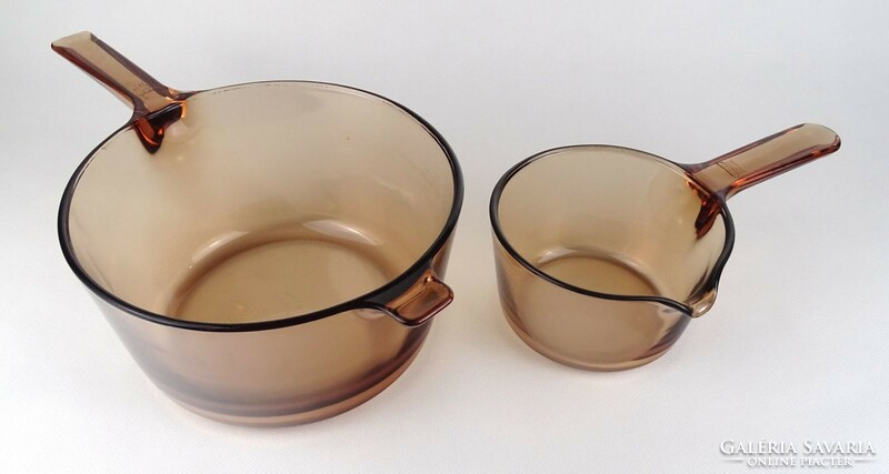 1Q890 vintage vision corning French heat resistant glass dish pair