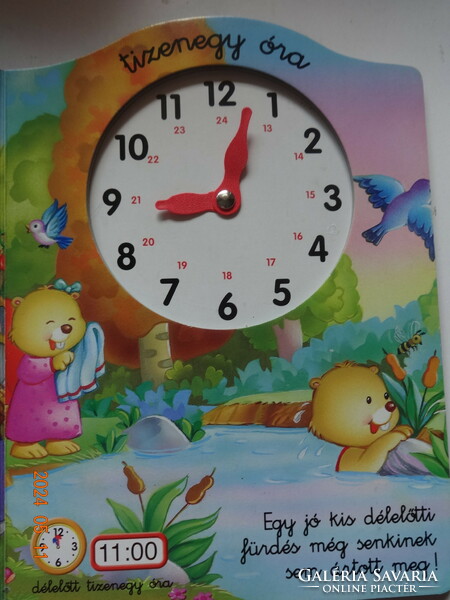 What time is it? - Hard flat story book with movable hour hands - with drawings by Carmen Busquets