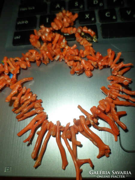 Branched coral necklace