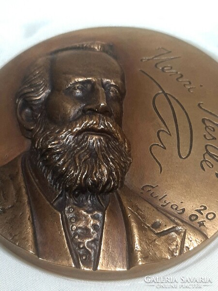 Henri Nestlé  bronz emlék plakett   Gulyás szignó  10 cm