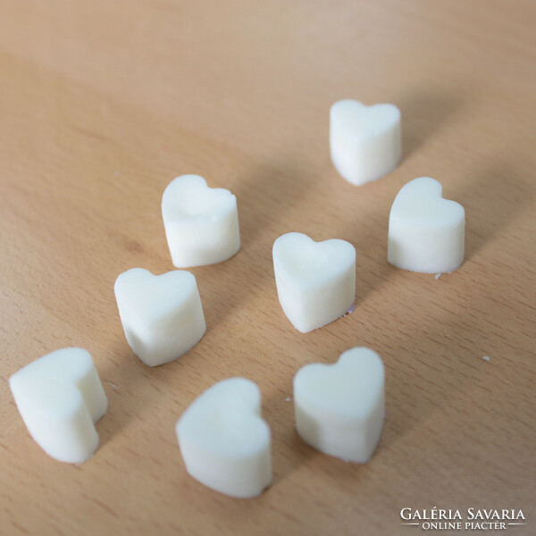 Aroma scented waxes - 16 heart-shaped