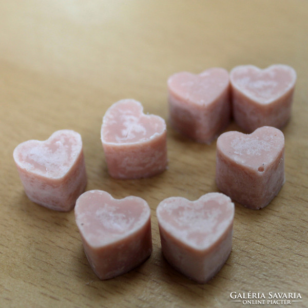 Aroma scented waxes - 16 heart-shaped