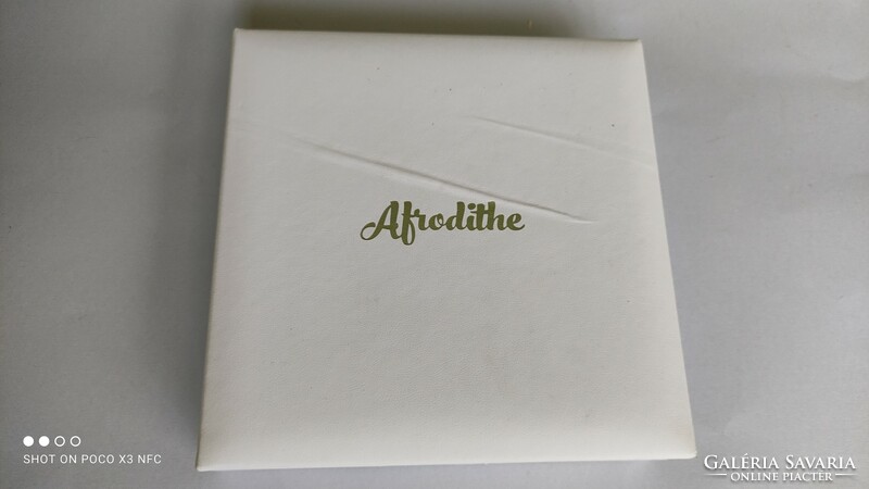 Afrodithe bizsu divat ékszer nyaklánc  dobozában