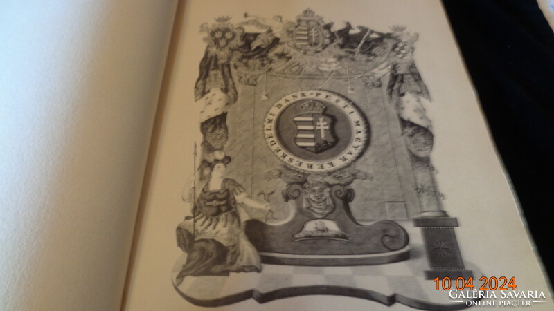 Pesti Magyar Kereskedelmi Bank  1841 - 1941 .  .100 éves  jubileumi kiadás .  29 x 55 cm .