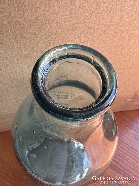 Korona tejes üveg