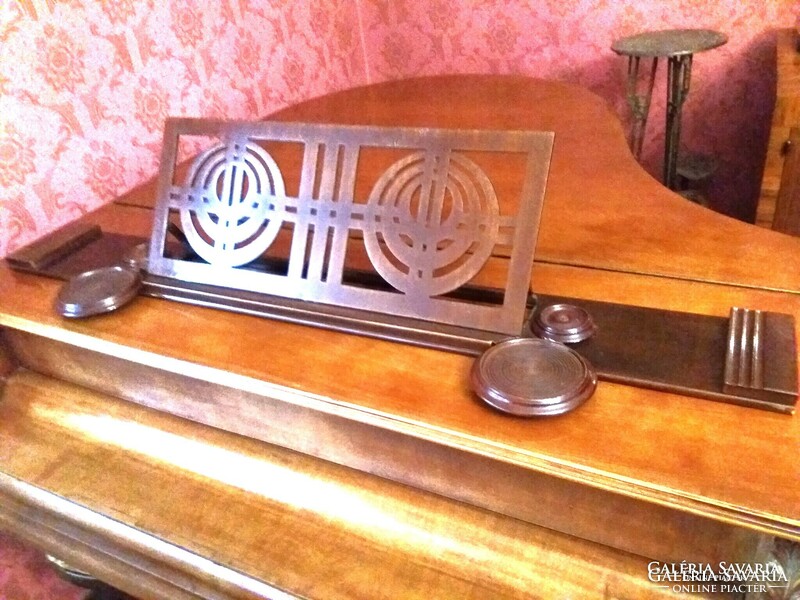 Hagyatékból  CARL DÖRR  bécsi páncéltőkés barna zongora 1904-ből eladó
