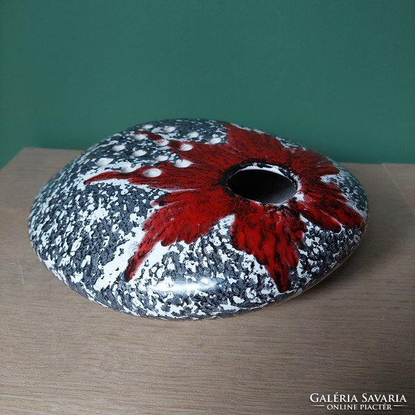 Retro ceramic pebble vase, ikebana