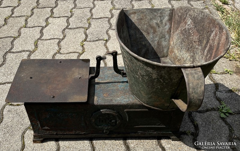 Mérleg, antik darab, régi kimérő eszközzel 10 kg-ig