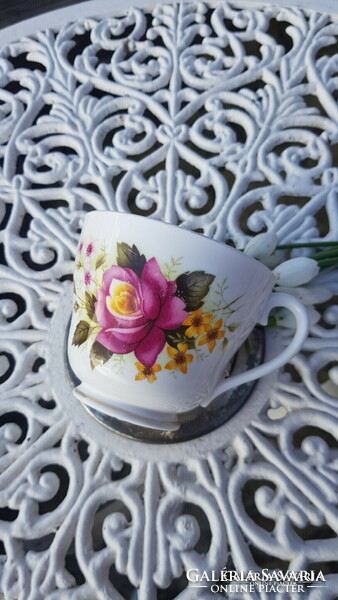 English rose tea cup