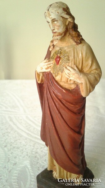 Antik Jézus szíve szobor
