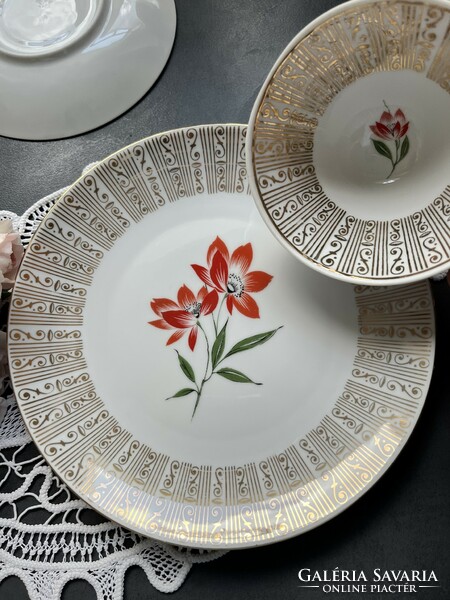 Wonderful collector's art deco hand gilded floral winterling bavarian breakfast tea cup trio