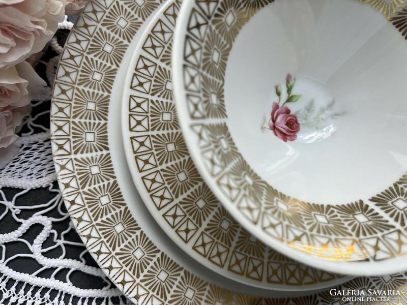 Wonderful collector's art deco hand gilded rose Bavarian breakfast tea cup trio