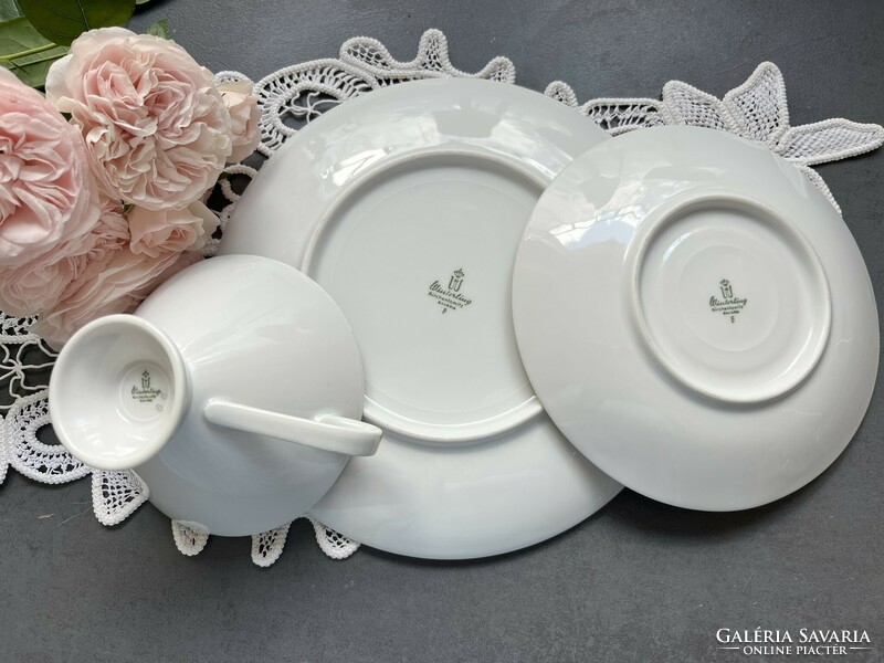 Wonderful collector's art deco hand gilded floral winterling Bavarian breakfast tea cup trio