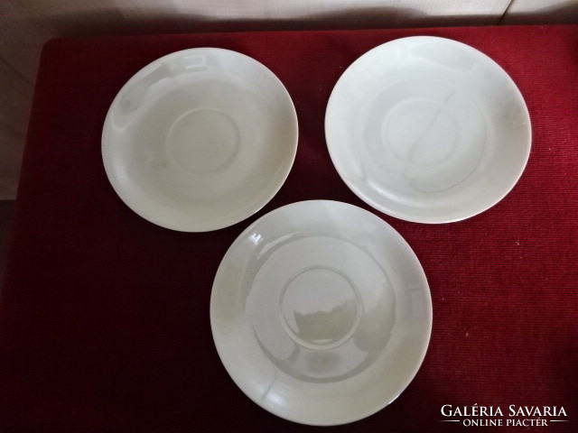 Japán porcelán teáscsésze alátét, három darab, átmérője 13,7 cm. Jókai.