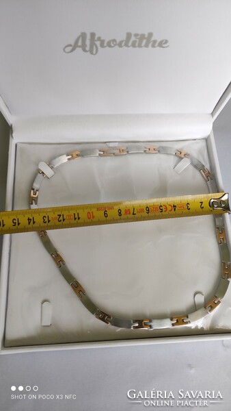 Afrodite bijou fashion jewelry necklace in box
