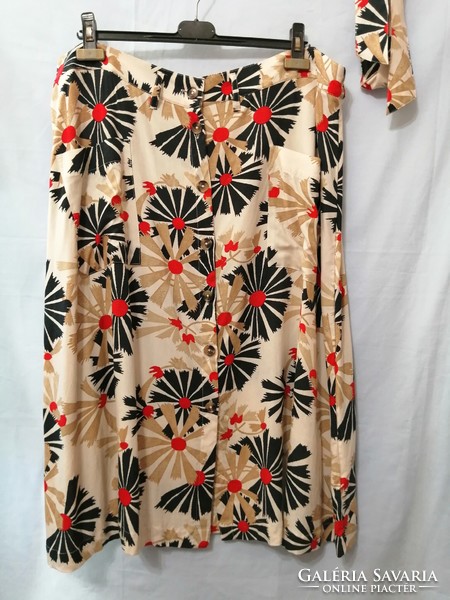 50's, large size, women's skirt, pocket, button all the way down the front, belted, viscose