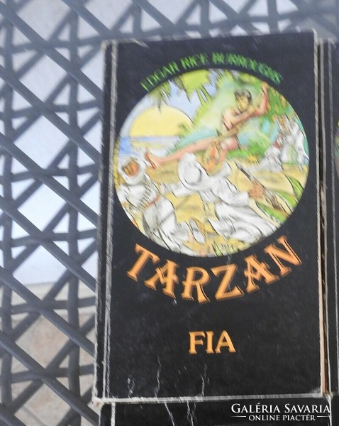 2 books in one: Tarzan's son ++ Tarzan the Terrible are sold together only on pages 440+440