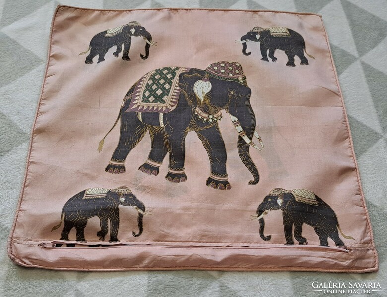 Elephant silk decorative pillow (m4673)