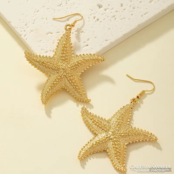 Starfish summer design dangle earrings with textured surface
