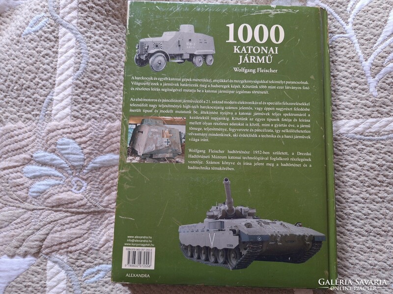 1000 katonai jármű.  9900.-Ft