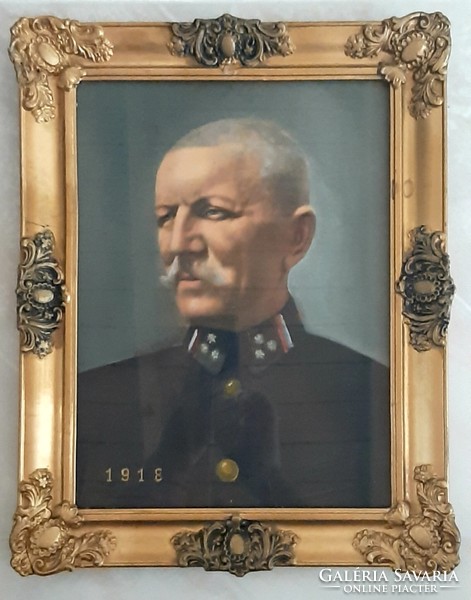 Antique painted soldier picture, portrait from 1918 in a beautiful blonde frame