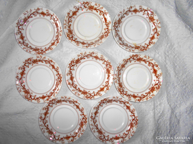 8 art nouveau-style porcelain plates, the price applies to 1 piece