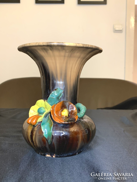 Komlós virágos kerámia váza