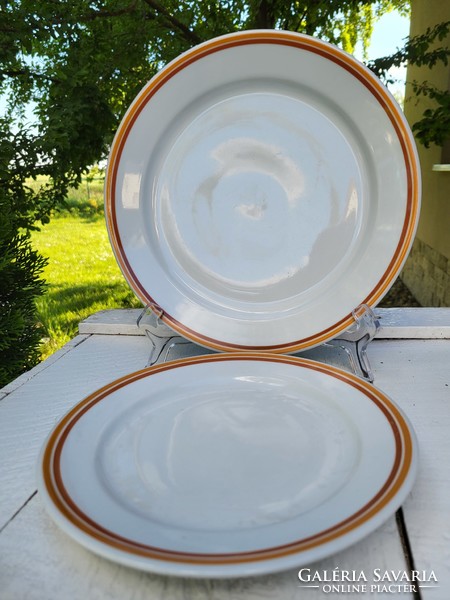 Alföld porcelain_orange-brown striped flat plate with gift small plate