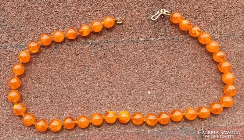 Orange pearl string necklace